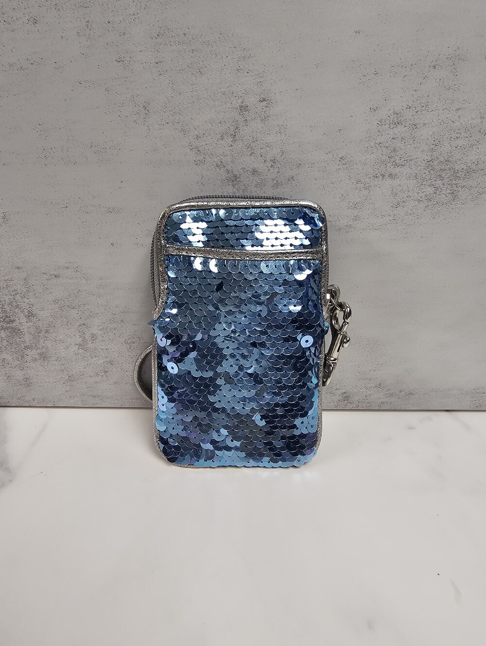 Coach Poppy Special Edition Blue Sequin Wristlet - Picture 2 of 9
